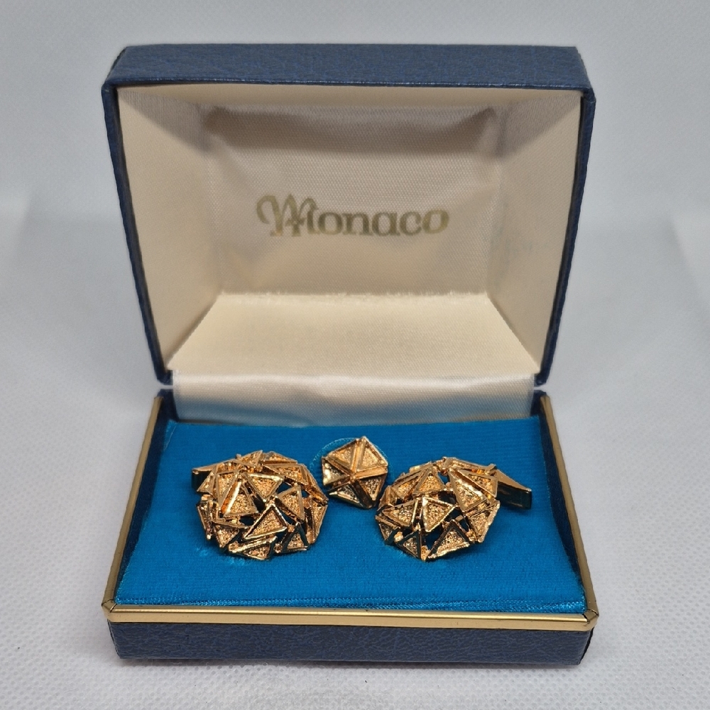 MONACO Vintage Gold Tone Geometric Triangle Design Cufflinks and Tie Pin Set